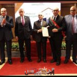 وزير العدل يكرم المستشار...